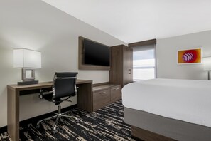 Standard Room, 1 King Bed, Non Smoking | Premium bedding, blackout drapes, iron/ironing board, free WiFi - Best Western Plus Gilbert/Mesa (Mesa)