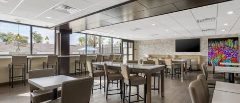 Petit déjeuner buffet compris tous les jours