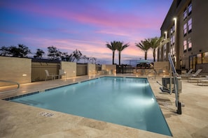 Outdoor pool - Best Western Plus Gilbert/Mesa (Mesa)