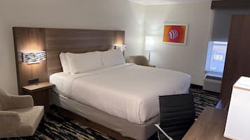 أغطية فراش متميزة ومكتب وستائر تعتيم ومكواة/لوح كي