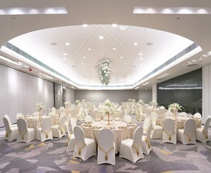 Indoor wedding - Panda Hotel (Tsuen Wan)