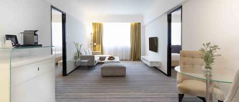 Deluxe Two Bedroom Suite | 1 bedroom, in-room safe, desk, blackout curtains