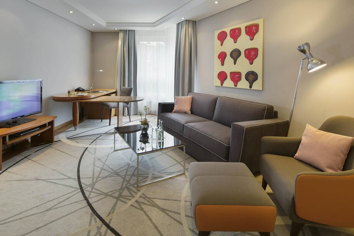Ropa de cama de alta calidad y minibar 