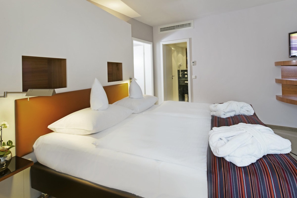Suite, 1 habitación | Ropa de cama de alta calidad y minibar