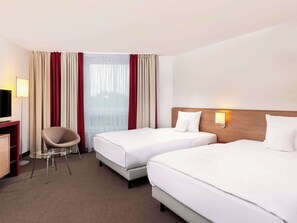 Superior Room, 1 Queen Bed | 1 bedroom, premium bedding, minibar, in-room safe
