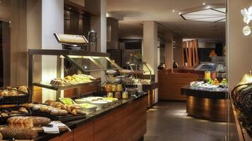 Daily buffet breakfast for a fee