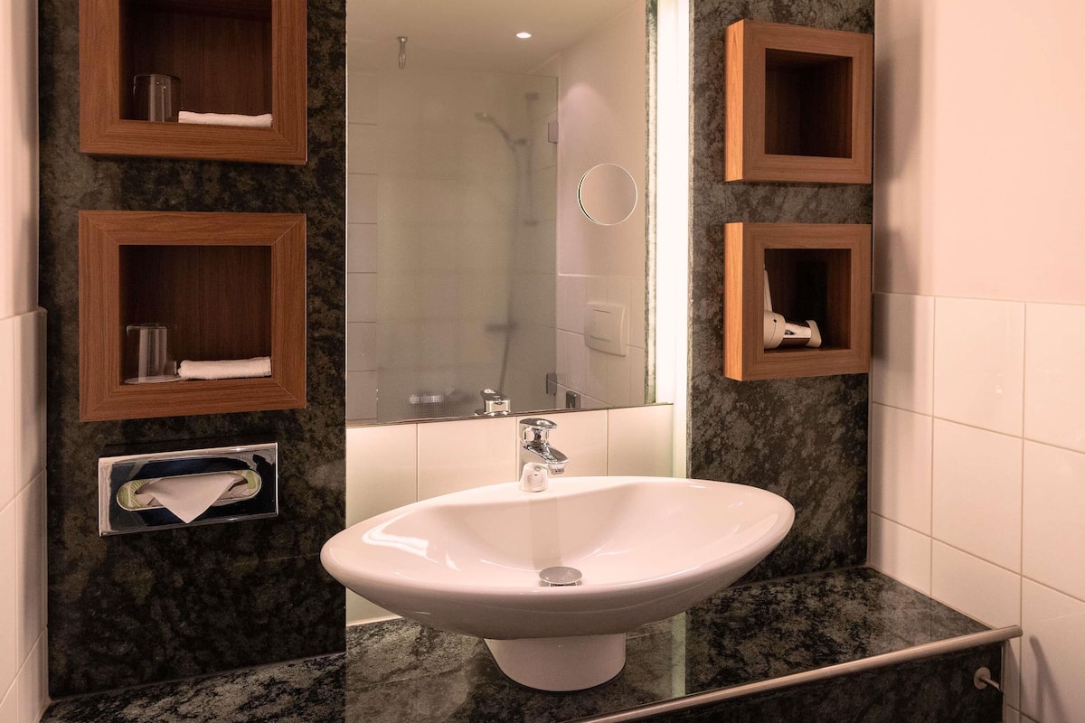 1 dormitori, roba de llit d'alta qualitat i minibar