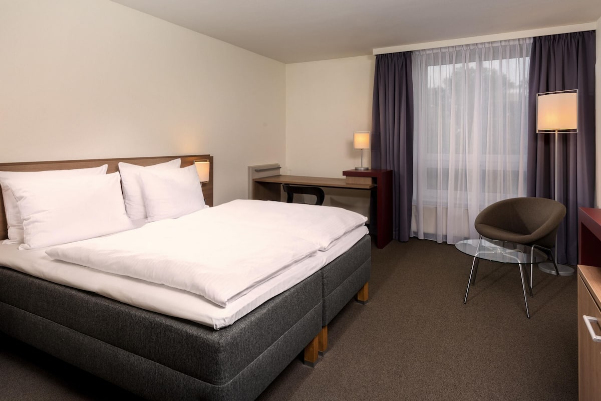 Habitació, 2 llits individuals (Sleep) | 1 dormitori, roba de llit d'alta qualitat i minibar