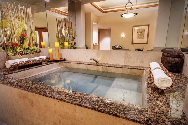 Behandlungsräume für Paare, Sauna, Whirlpool, Dampfbad