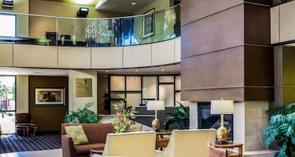 Quality Inn & Suites Peoria North