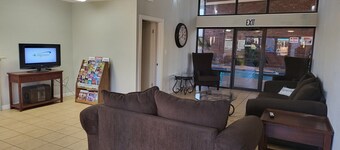 Blue Ribbon Inn and Suites