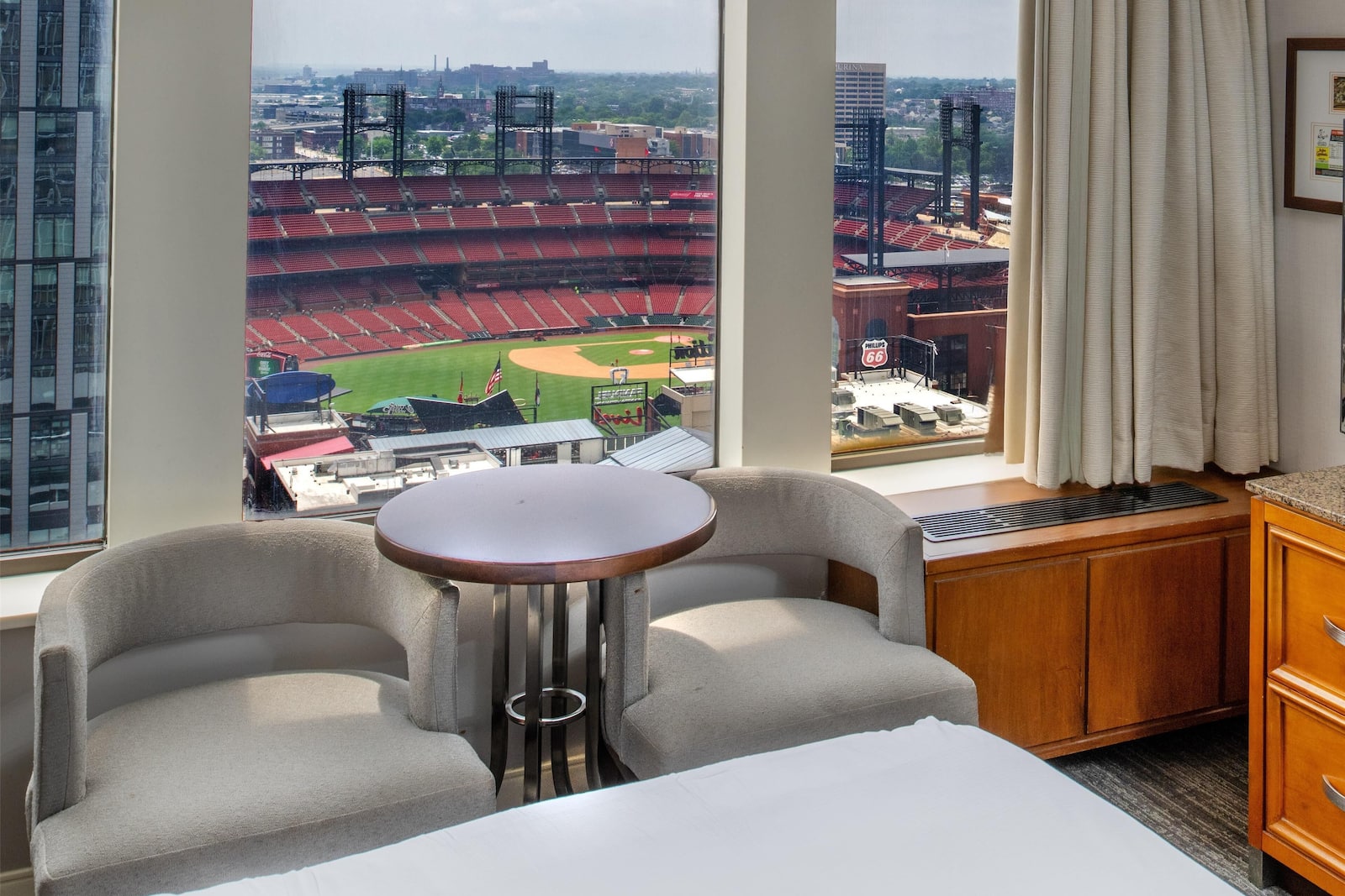 Hilton St. Louis at the Ballpark in St. Louis