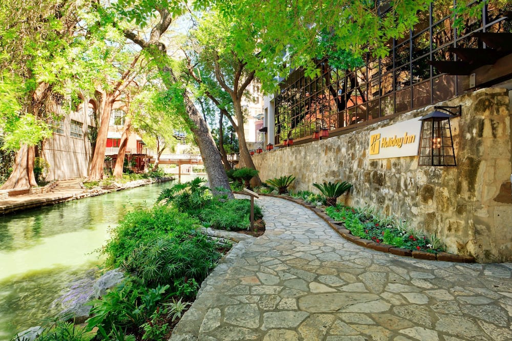 Holiday Inn San Antonio - Riverwalk by IHG