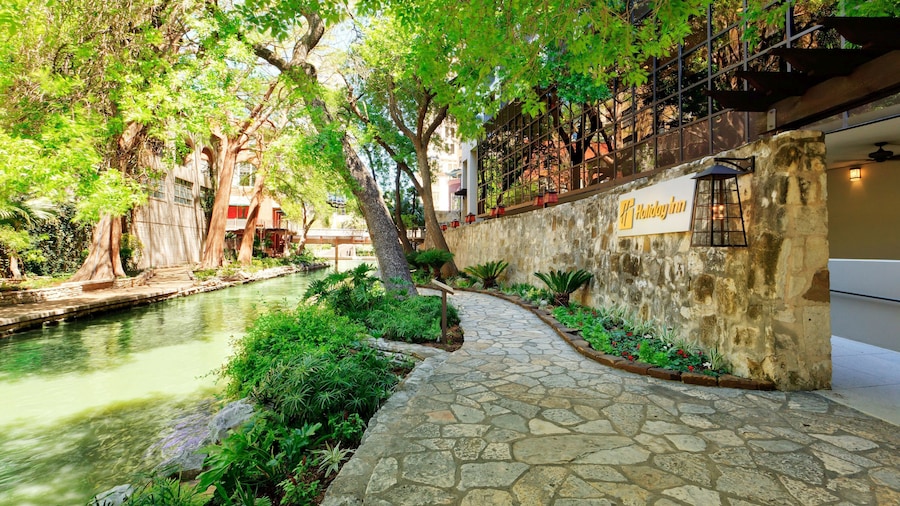 Holiday Inn San Antonio - Riverwalk by IHG
