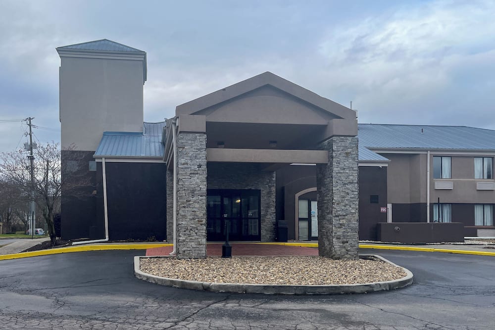 Studio 6 Suites – Knoxville, TN