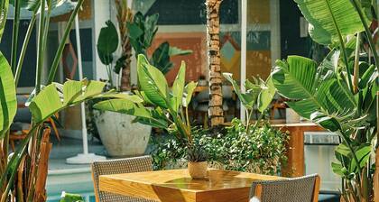 Avalon Hotel Beverly Hills, a Member of Design Hotels