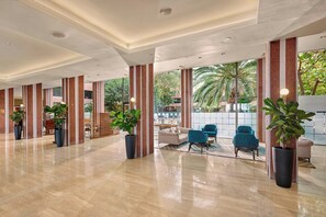 Lobby - Sheraton Skyline Hotel London Heathrow (Hayes)