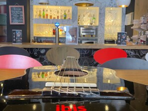 Bar (en la propiedad)