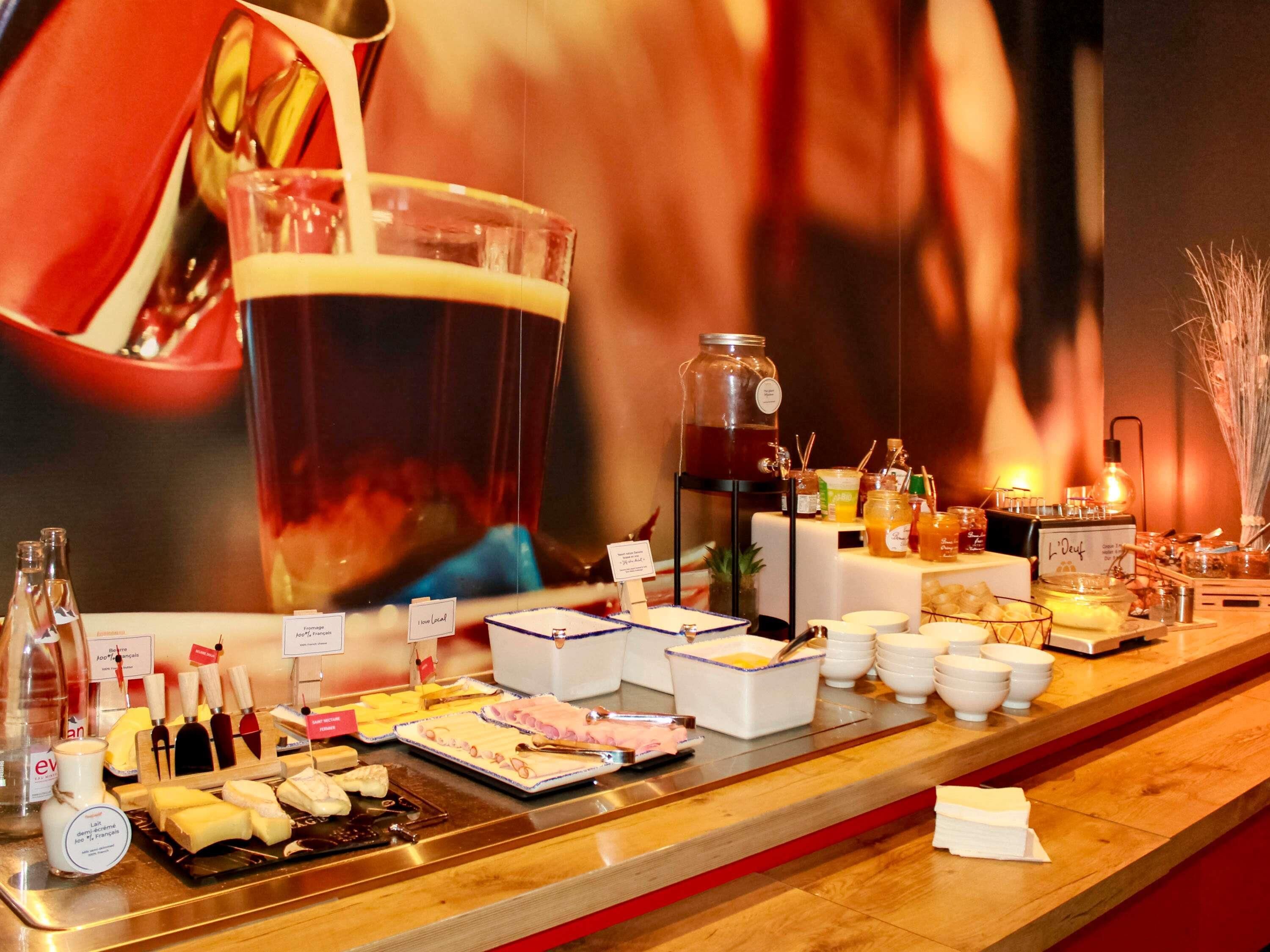 Daily buffet breakfast (EUR 13.90 per person)