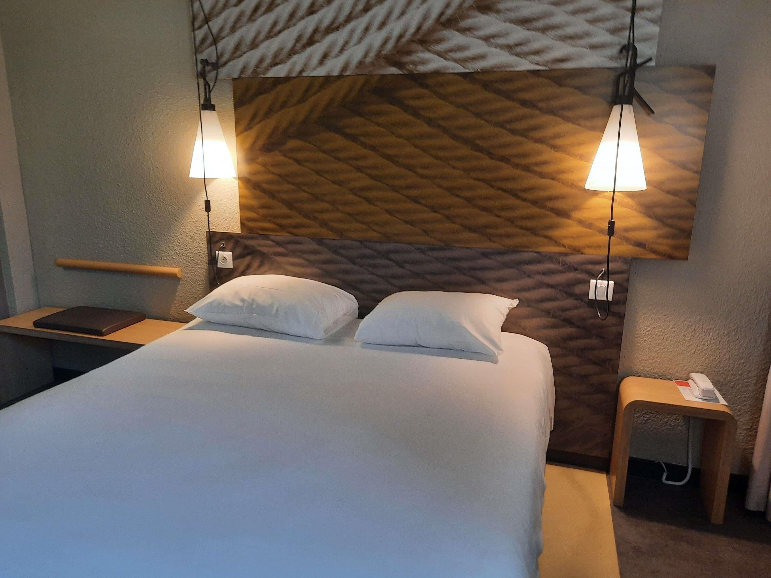 Standard Double Room, 1 Double Bed | Premium bedding, in-room safe, desk, blackout curtains