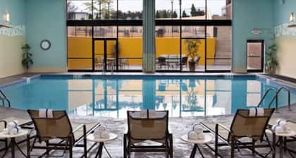 Crowne Plaza Cleveland Airport by IHG