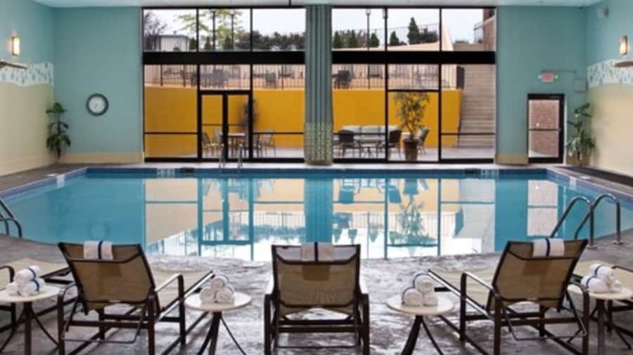 Crowne Plaza Cleveland Airport by IHG