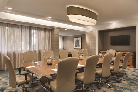 Hilton Miami Airport Blue Lagoon - Image 63