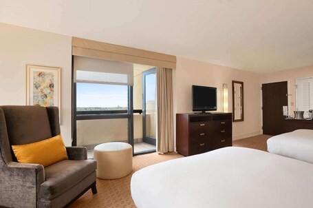 Hilton Miami Airport Blue Lagoon - Image 78