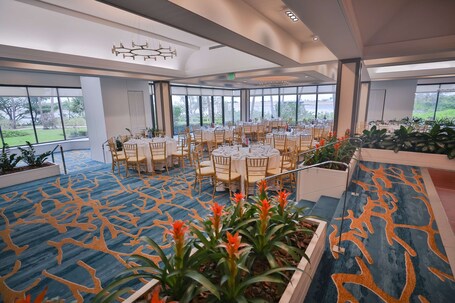 Hilton Miami Airport Blue Lagoon - Image 79