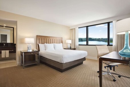 Hilton Miami Airport Blue Lagoon - Image 44