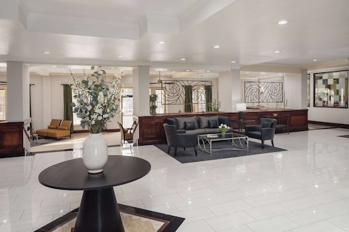 Wyndham Tucson Airport Hotel & Conference Center