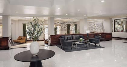 Wyndham Tucson Airport Hotel & Conference Center