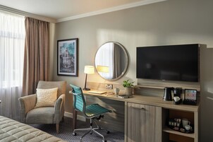 Superior Double Room, 1 King Bed | Minibar, desk, iron/ironing board, free WiFi