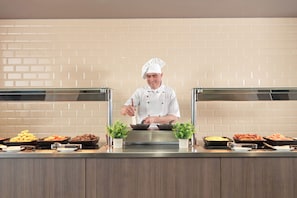 Daily buffet breakfast (GBP 18 per person)