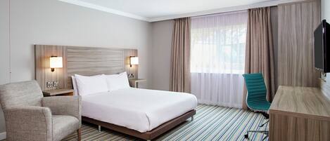Chambre supérieure double, accessible aux personnes à mobilité réduite | Minibar, bureau, fer et planche à repasser, accÚs au Wi-Fi (inclus)