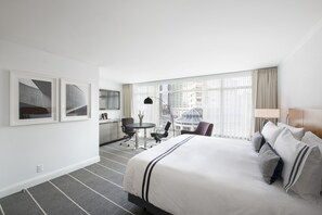 Premier Luxe King | Egyptian cotton sheets, premium bedding, down duvets, pillow-top beds - The Colonnade Hotel Back Bay (Boston)