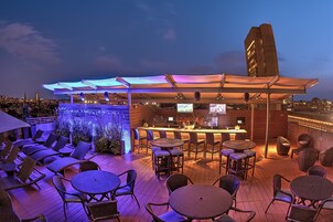 Seasonal outdoor pool, cabanas (surcharge), pool umbrellas