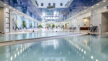 4 indoor pools, open 7:00 AM to 10:00 PM, sun loungers