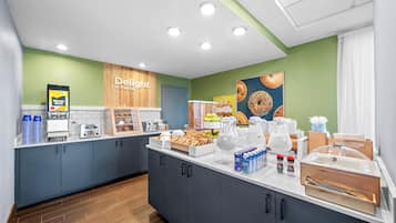 Café da manhã continental grátis todos os dias