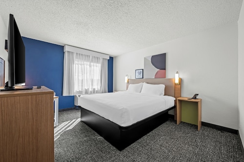 Spark by Hilton Cleveland Beachwood