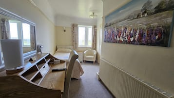 Decoración individual, mobiliario individual, escritorio