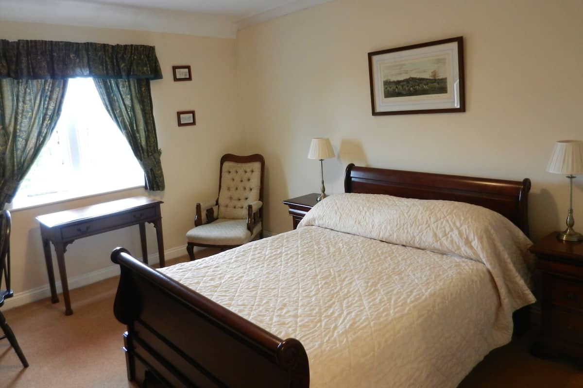 Comfort-Doppelzimmer | Individuell dekoriert, individuell eingerichtet, Schreibtisch