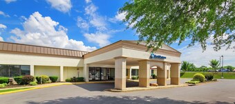 Best Western Leesburg Hotel & Conference Center