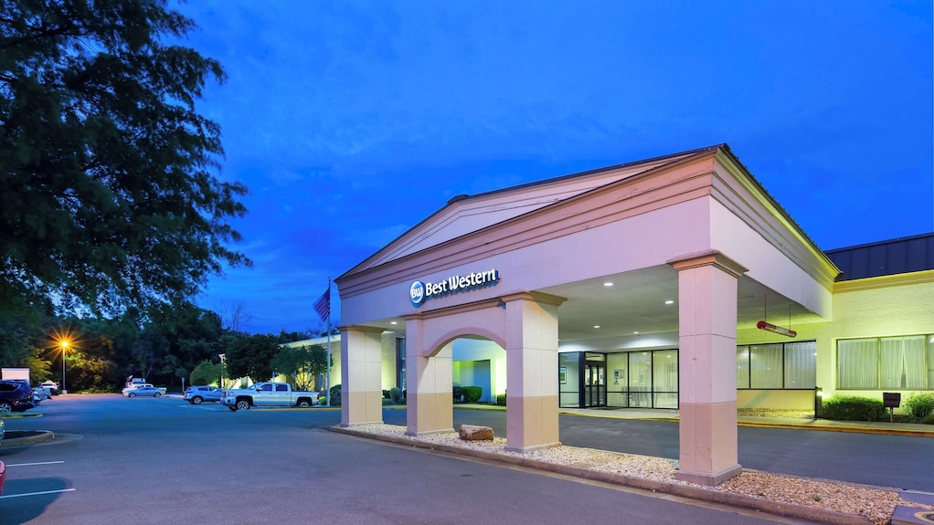 Best Western Leesburg Hotel & Conference Center Reviews, Deals