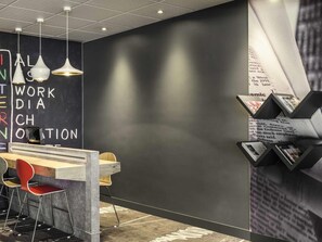 Bar (in der Unterkunft)
