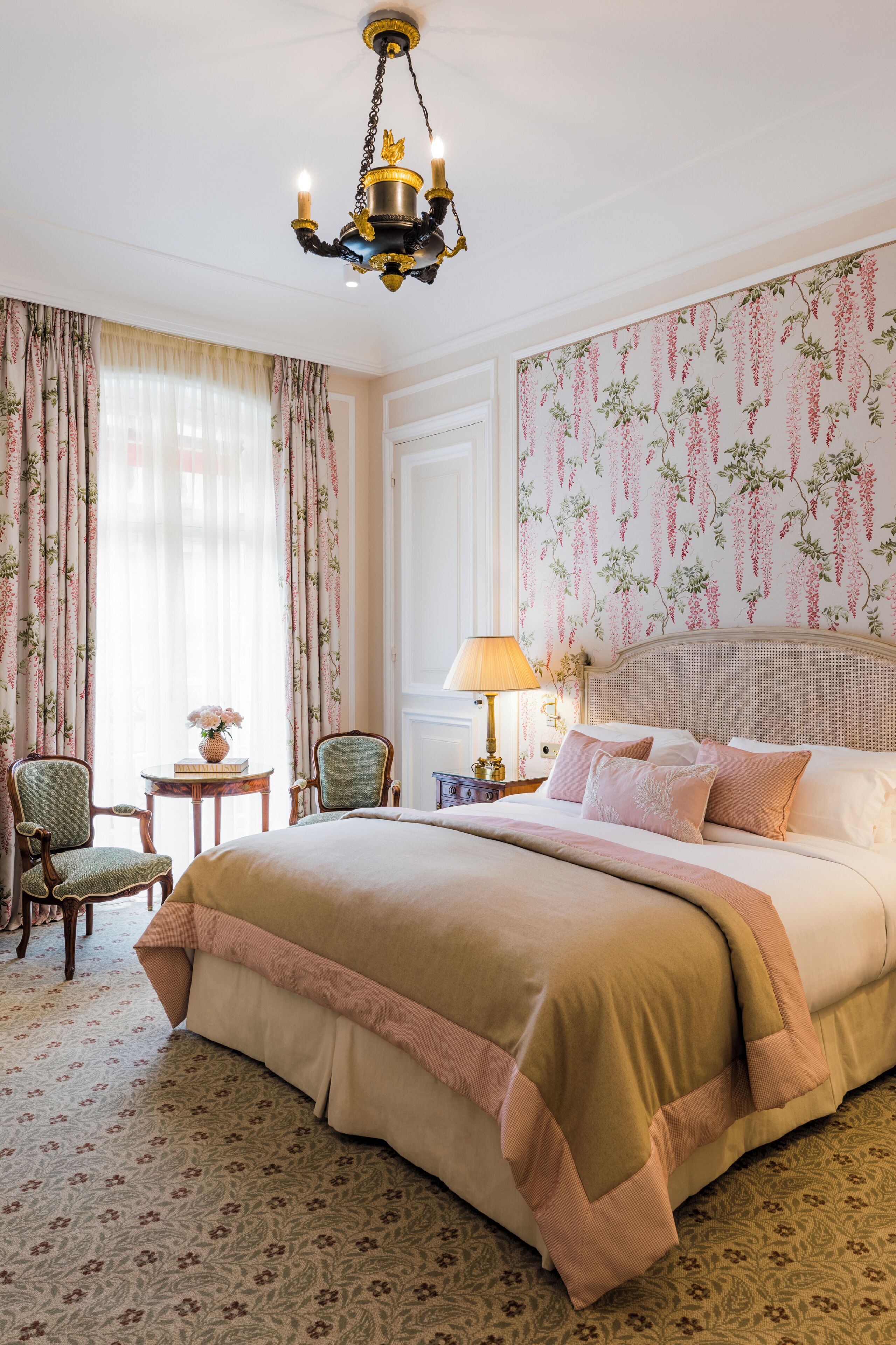 Deluxe Double or Twin Room | Premium bedding, minibar, in-room safe, individually decorated