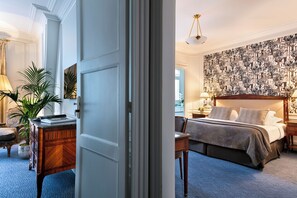 Family Suite | 1 bedroom, premium bedding, minibar, in-room safe