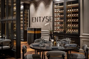 Restaurant - The Ritz-Carlton, Tysons Corner (McLean)