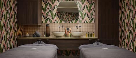 Sauna, steam room, Turkish bath/hammam, body treatments, aromatherapy