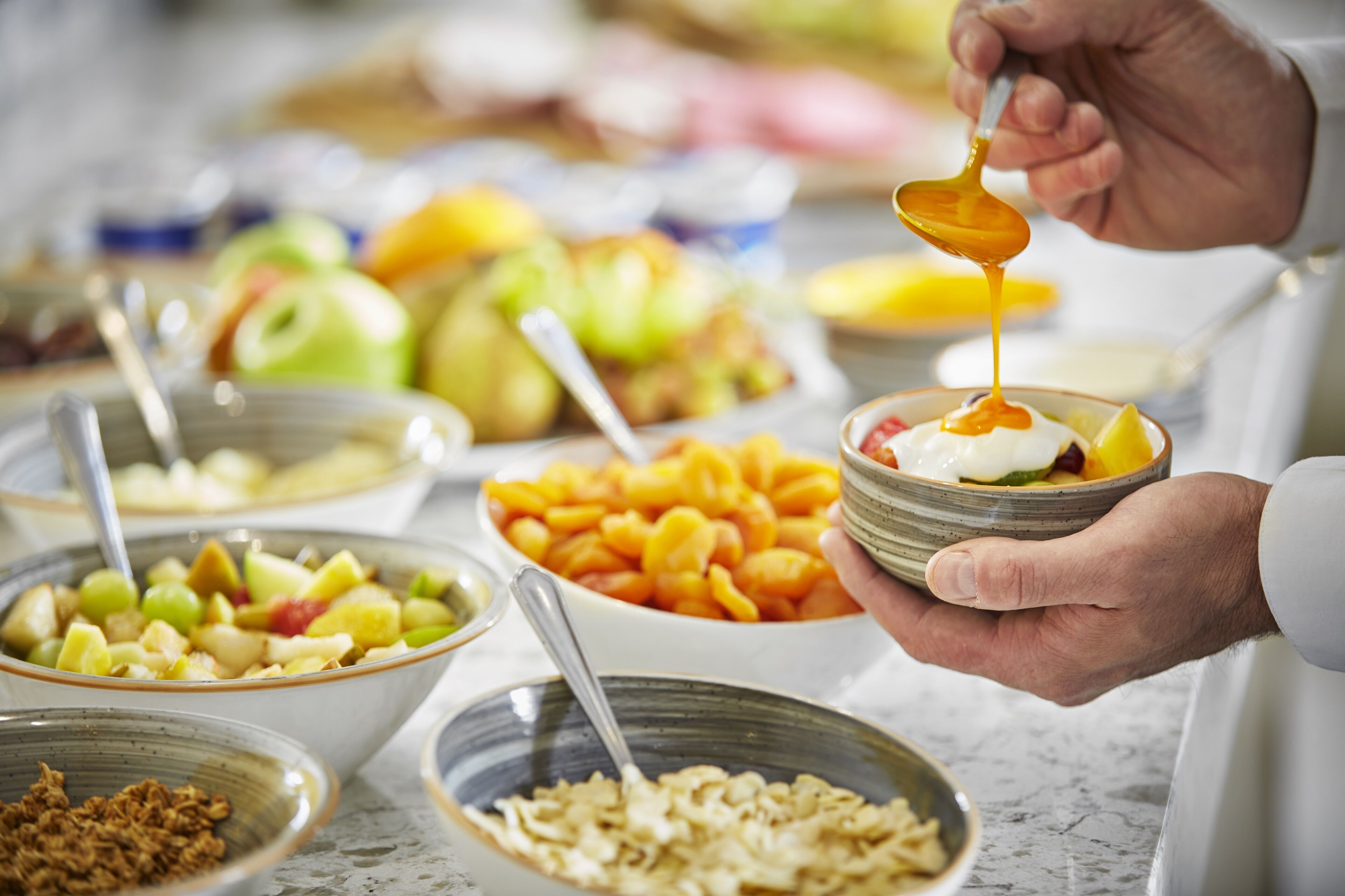 Petit déjeuner anglais servi en supplément